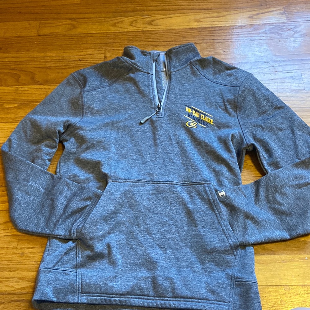 Pullover sweatshirt